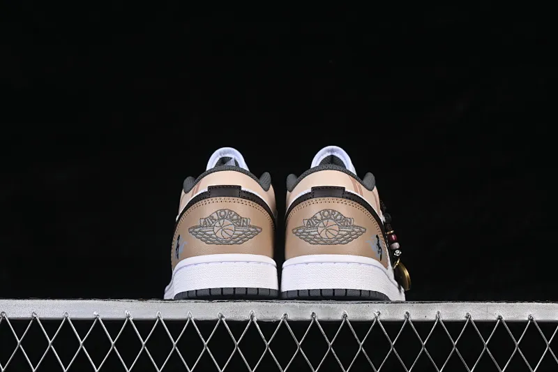 All categories Air Jordan Jordan series basketball shoes Air Jordan 1 Low Air Jordan 1 Low AJ1 Joe 1 Year of the Horse limited edition low-bang cultural casual sneakers 553558-152